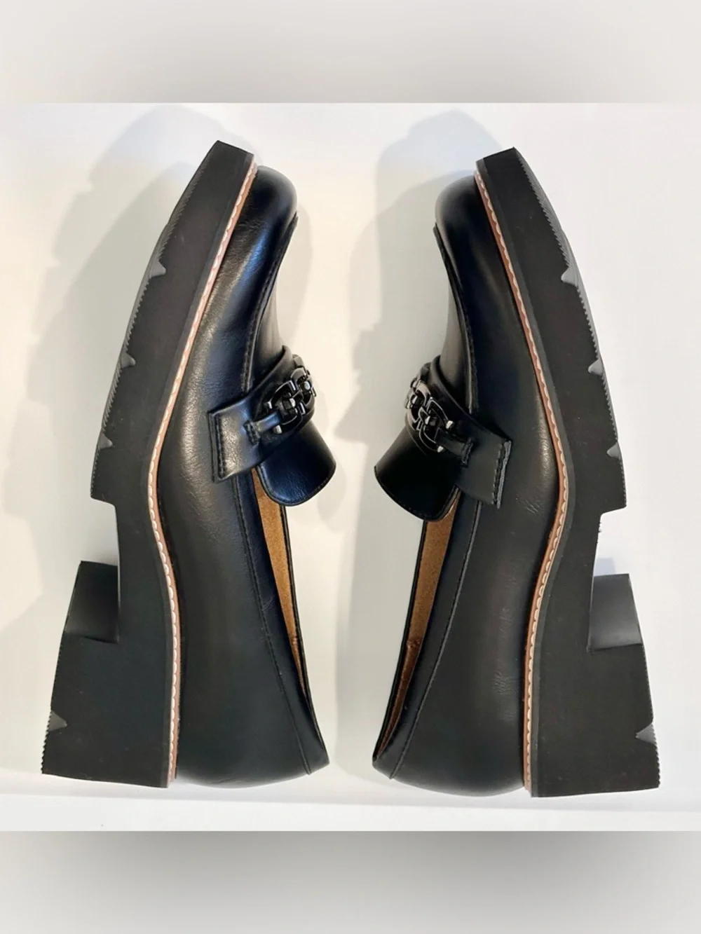 Naturalizer Cabana Black Lug Sole Chain Loafers Women's Size 7.5M New